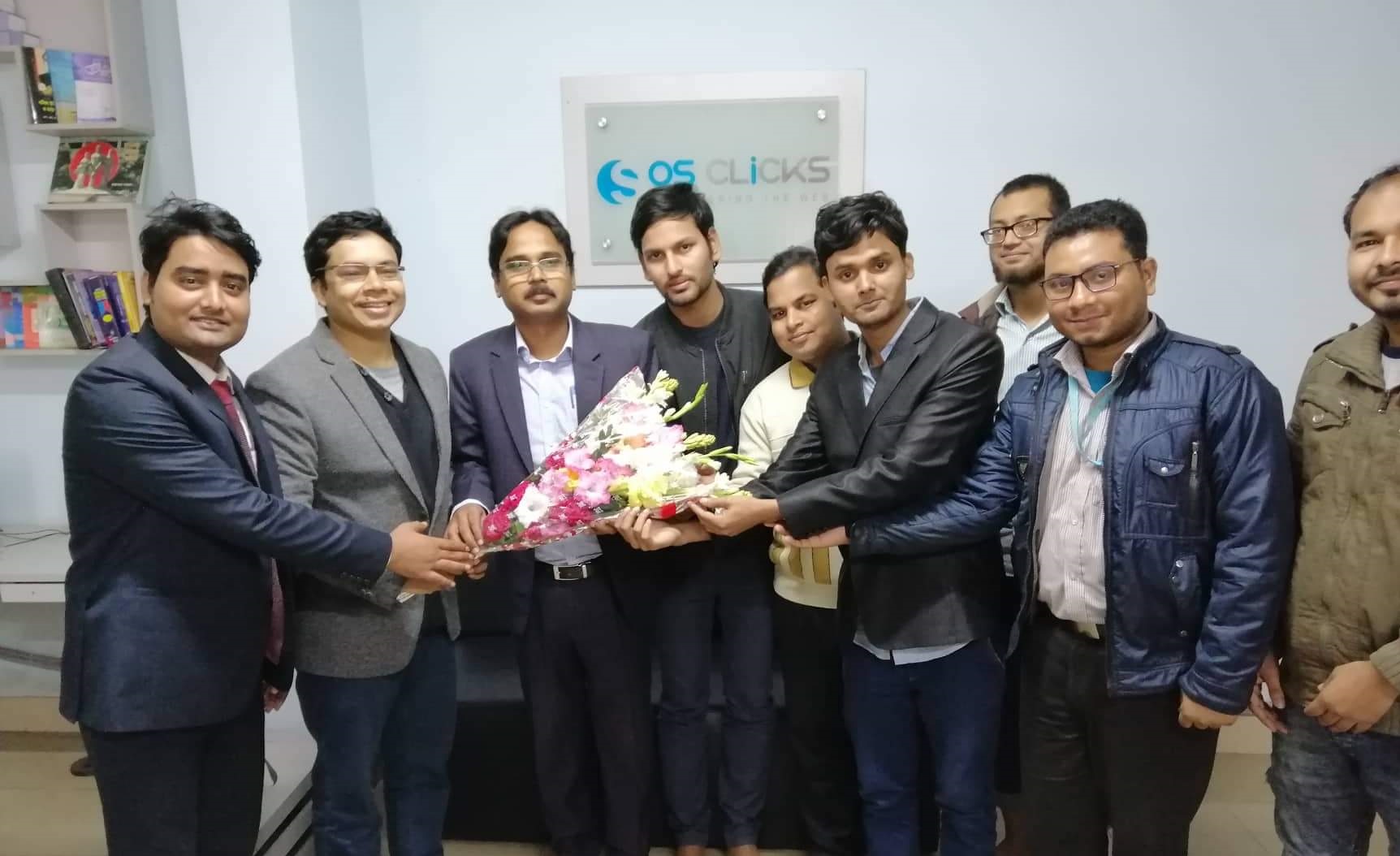 Head of RUET CSE department Professor Dr Boshir Ahmed paid a visit to our office on January 12, 2020.